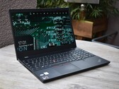 Lenovo ThinkPad P15v G3 AMD laptop recension: en ThinkPad-arbetsstation med Ryzen 6000H för första gången