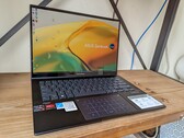 Asus Zenbook 14 UM3402Y laptop recension: Nytt Ryzen 7 7730U-namn, gammal Zen 3-prestanda