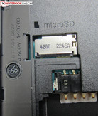 MicroSD-kortplatsen...