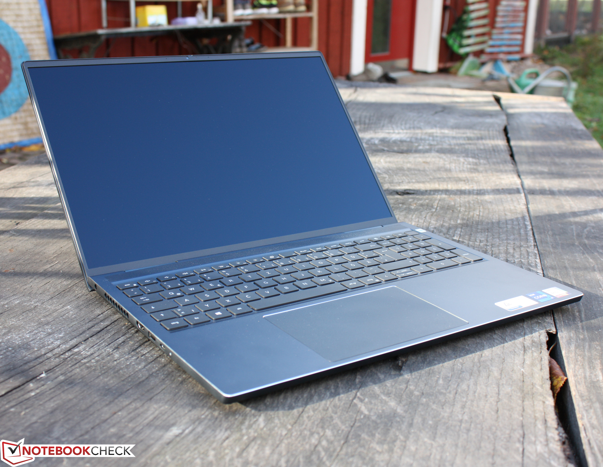 Dell Inspiron 16 Plus 7610 recension: Mer prestanda utan Nvidia?