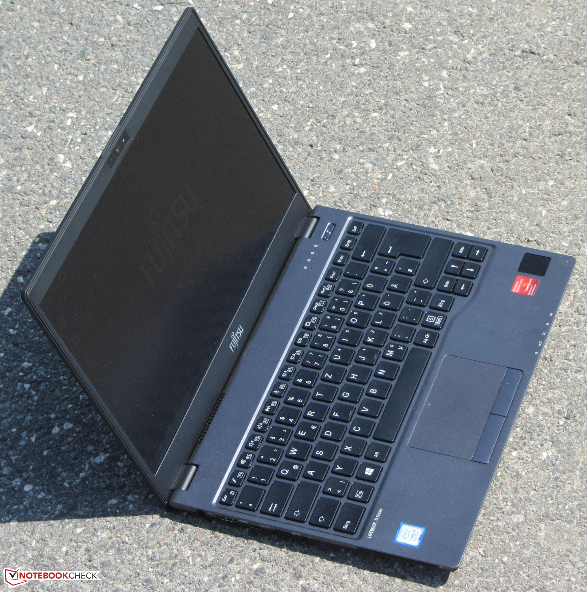 Test: Fujitsu Lifebook U938 (i5-8250U, LTE, SSD, FHD) Subnotebook