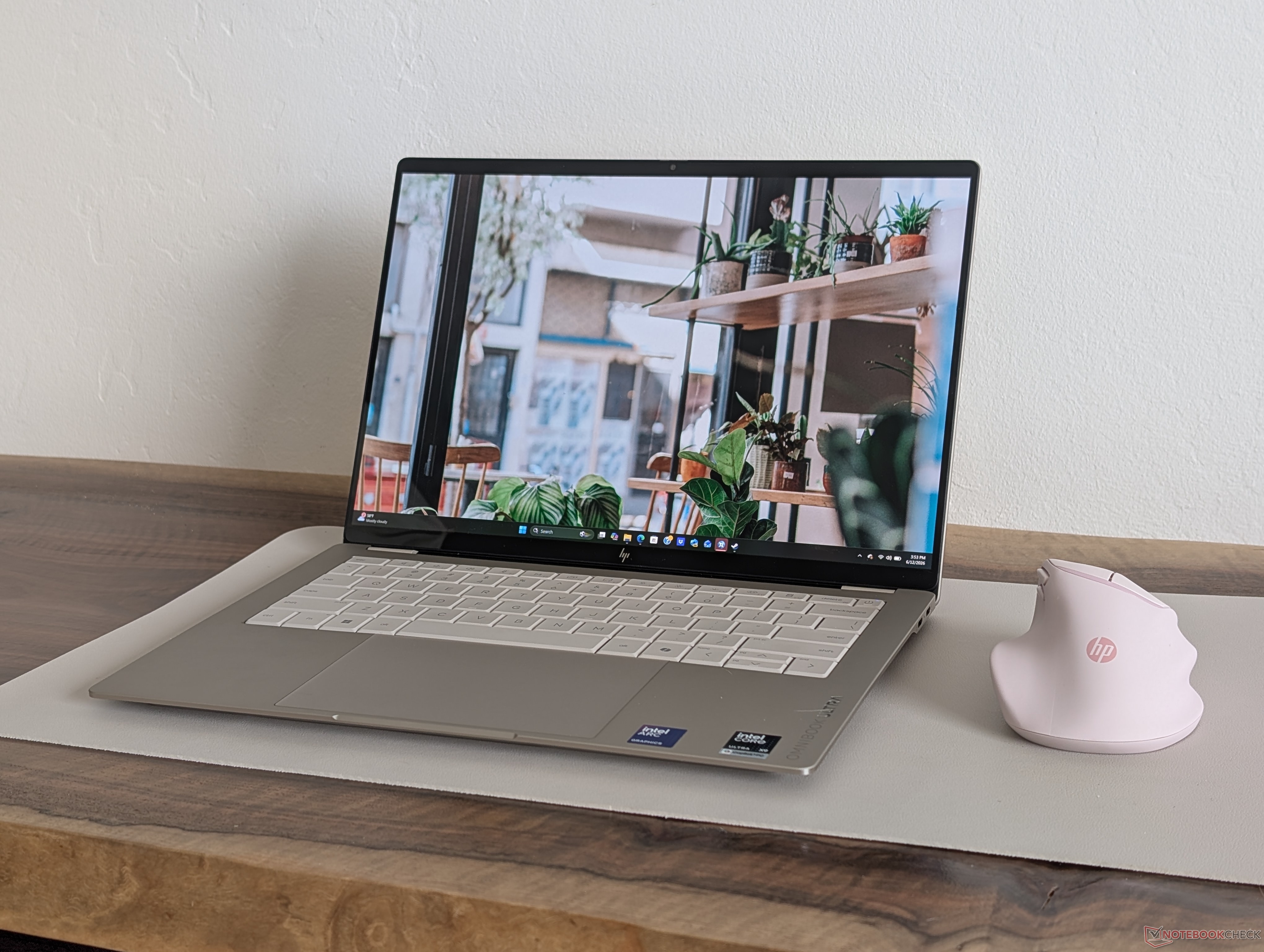 HP OmniBook Ultra 14 Core Ultra X9 Review: Redesigned and Significantly Improved