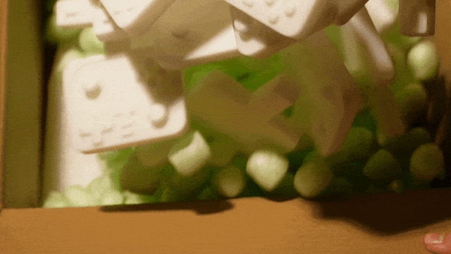 Abxylute skrotade 14 prototyper innan de bestämde sig för den slutliga designen av M4 snap-on mobile controller. (Bildkälla: Donald Zhang, VD, Abxylute)