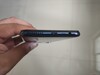 Realme 3 - Undersidan med högtalargaller, microUSB-port, mikrofon och hörlursanslutning