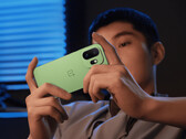 Skärmen på OnePlus 16 kommer enligt uppgift att använda ett nytt BOE X4-ljusemitterande material, som utvecklats gemensamt av OnePlus och BOE.