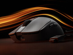 Gaming Mouse 2 kostar cirka 31 USD i Kina. På bilden: den trådlösa musen tillsammans med sin dongle.