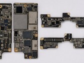 Moderkortet till den påstådda vikbara iPhone Ultra, bild troligen redigerad med AI