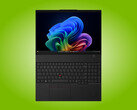 Lenovos nya ThinkPad L16 är utrustad med ett inbyggt numeriskt tangentbord och piltangenter i full storlek.