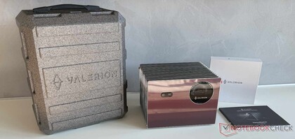 Det fullständiga innehållet i förpackningen till AWOL Valerion Pro 2.