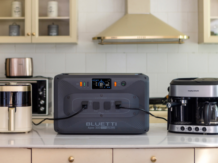 Bluetti Apex 300 bärbara kraftstation är utrustad med sex AC-uttagsportar med 0 ms UPS-omkopplingstid (Bildkälla: Bluetti)