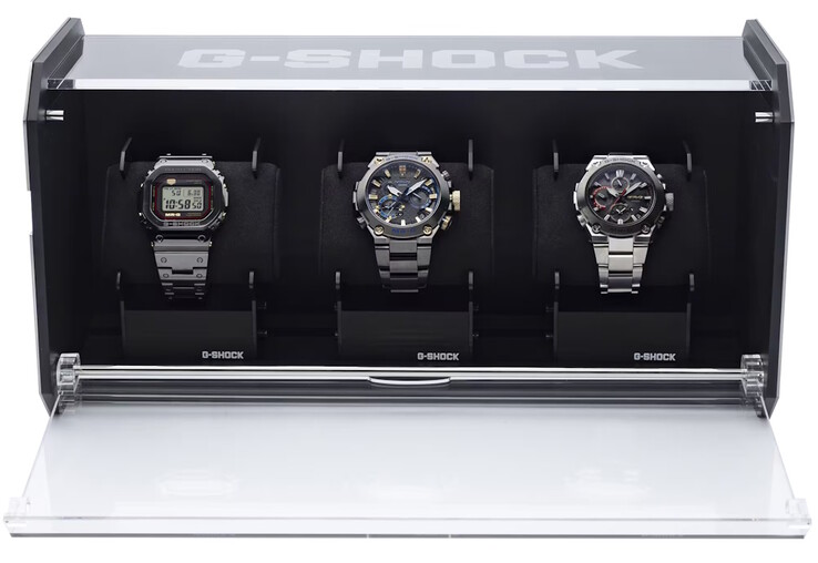 G-Shock-displayen i stål rymmer tre klockor, med en genomskinlig topp för solcellsladdning. (Bildkälla: Casio)