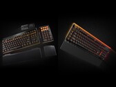 Vänster: Var tyst! Dark Mount med modulär numerisk knappsats och Media Dock. Höger: be quiet! Light Mount med RGB-stämningsbelysning. (Bildkälla: be quiet!)