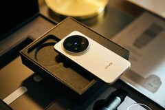 Den bästa smarttelefonen 2025 när det gäller kameror kommer från Vivo. (Bildkälla: Notebookcheck)