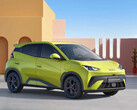 En av anledningarna till produktionsstoppet hos VW: Kinesiska elbilsmodeller som BYD Dolphin Surf är billigare och tekniskt mer moderna än inhemska modeller. (Bild: BYD).
