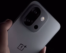 OnePlus 13T, en kompakt flaggskeppstelefon som lanserades tidigare i år. (Bildkälla: OnePlus)