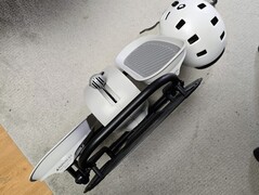 Enheten tar upp mycket lite utrymme när den förvaras upprätt