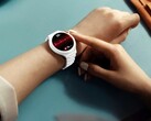Huawei Watch 6 Pro finns med ett valfritt vitt keramikboett.
