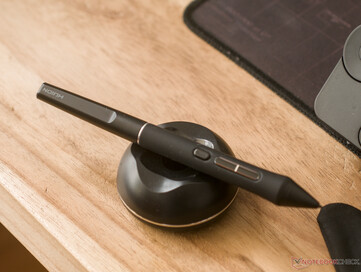 Huion Kamvas 16 Gen 3 pennställ alternativ position