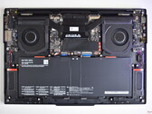 En titt inuti Lenovo ThinkPad X9-15p Gen 1 Aura Edition