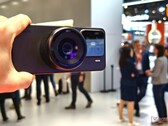 Ryktena om Xiaomi 17 Ultra intensifieras och lovar många nya funktioner för den överraskande tidiga utgåvan av Leica-kamerans flaggskepp. (Bildkälla: Alexander Fagot, Notebookcheck)