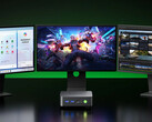 NucBox K17 minidator kostar från 544,99 USD med den särskilda rabattkoden. På bilden: mini-PC:n ansluten till tre skärmar.