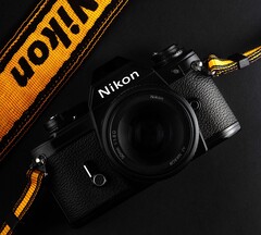 Nikon kan snart hamna i händerna på den optiska jätten EssilorLuxottica.