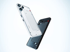 The Phone (3a) Lite är trogen Nothing's estetik med svart eller vit transparent design. (Bildkälla: Nothing)