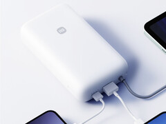Xiaomi 20.000 mAh Power Bank med inbyggd kabel (2026) är tillåten att använda på flyg i Kina.