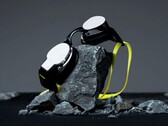 Form Smart Swim 2 Pro uppges vara betydligt mer robust än basmodellen tack vare Gorilla Glass 3. (Bildkälla: Form)
