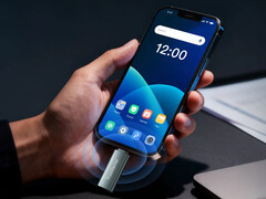 Det är oklart vilken version av Android som PlugOS är baserad på. På bilden: PlugMate körs via en iPhone. (Bildkälla: TrustKernel)