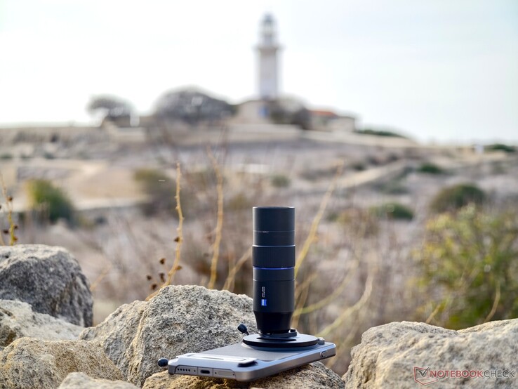 Vivo X300 Pro med Zeiss telekonverter under resan till Cypern och Malta. (Bildkälla: Alexander Fagot, Notebookcheck)