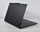 Nu med haptisk Sensel-pekplatta: Lenovo ThinkPad X1 Carbon Gen 13 får anpassningsalternativ (bildkälla: Benjamin Herzig/Notebookcheck)