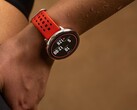 Amazfit smartklockor som Active 2 (bilden) kan få ett nytt träningspass för stavgång. (Bildkälla: Amazfit)