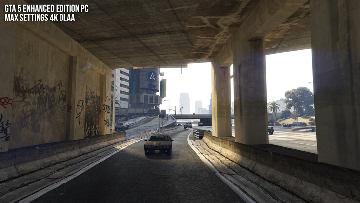 Även om GTA 5 Enhanced Edition har fantastiska RT-effekter är grafikkvaliteten fortfarande märkbart kantig jämfört med moderna spel.