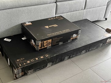MAGNUS Pro XL levereras i två lådor.
