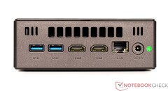 Baksida: 2x USB 3.0, 2x HDMI, GBit-LAN, strömanslutning