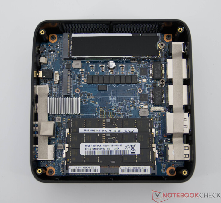 Alliwava GH8 med öppen undersida