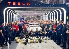 Teslas Giga Berlin i Tyskland firar den 500 000:e Model Y SUV:en (Bildkälla: Tesla)