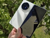 Vivo X Fold 5 kommer att vara lättare än Vivo X Fold 3 som visas här (bildkälla: Notebookcheck)