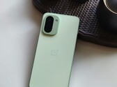 OnePlus Ace 6T. (Källa: Bald Panda)