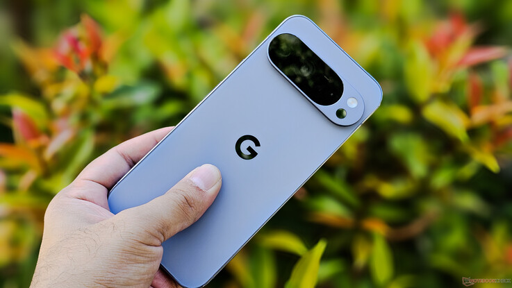 Baksidan av Pixel 10 Pro XL