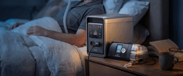 Anker Solix S2000:s UPS-funktion gör den lämplig för viktiga apparater såsom en CPAP-maskin.
