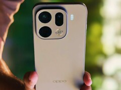 Oppo Find X9s Pro har två 200MP-kameror och en 50MP-kamera på baksidan.