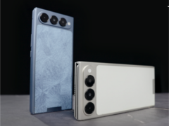 Tecno Phantom Ultimate G Fold-konceptet (bilden) i två olika färger. (Bildkälla: Tecno)