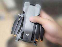 DJI Mini 5 Pro sedd uppifrån (Bildkälla: via Mauro Tandoi)