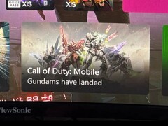 En skärmdump från Xbox instrumentpanel som visar en Call of Duty: Mobile-annons med Gundam-mechs med bildtexten &quot;Gundams har landat.&quot; (Reddit/u/Critical_Term_1013 via r/xbox)