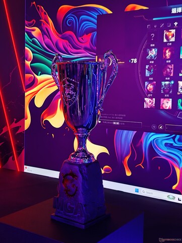 Vinnaren av WoW eSports får MSI Gaming Arena-pokalen