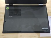 Lenovo ThinkPad T14s 2-i-1 Gen 1 (bildkälla: Benjamin Herzig/Notebookcheck.com)