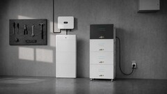 SunEnergyXT 500 PRO AC Core tillför upp till 90 kWh i eftermonterad lagringskapacitet till solcellsanläggningar