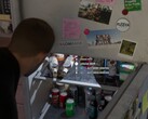 Jason letar efter något att dricka i kylskåpet i GTA 6.